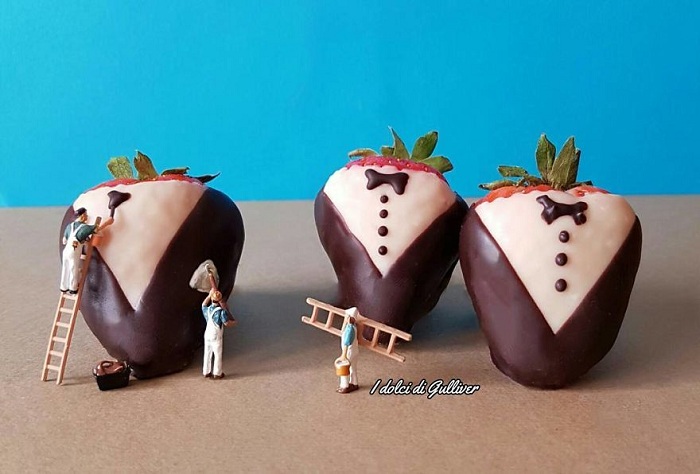 Miniature worlds with desserts - PHOTOS